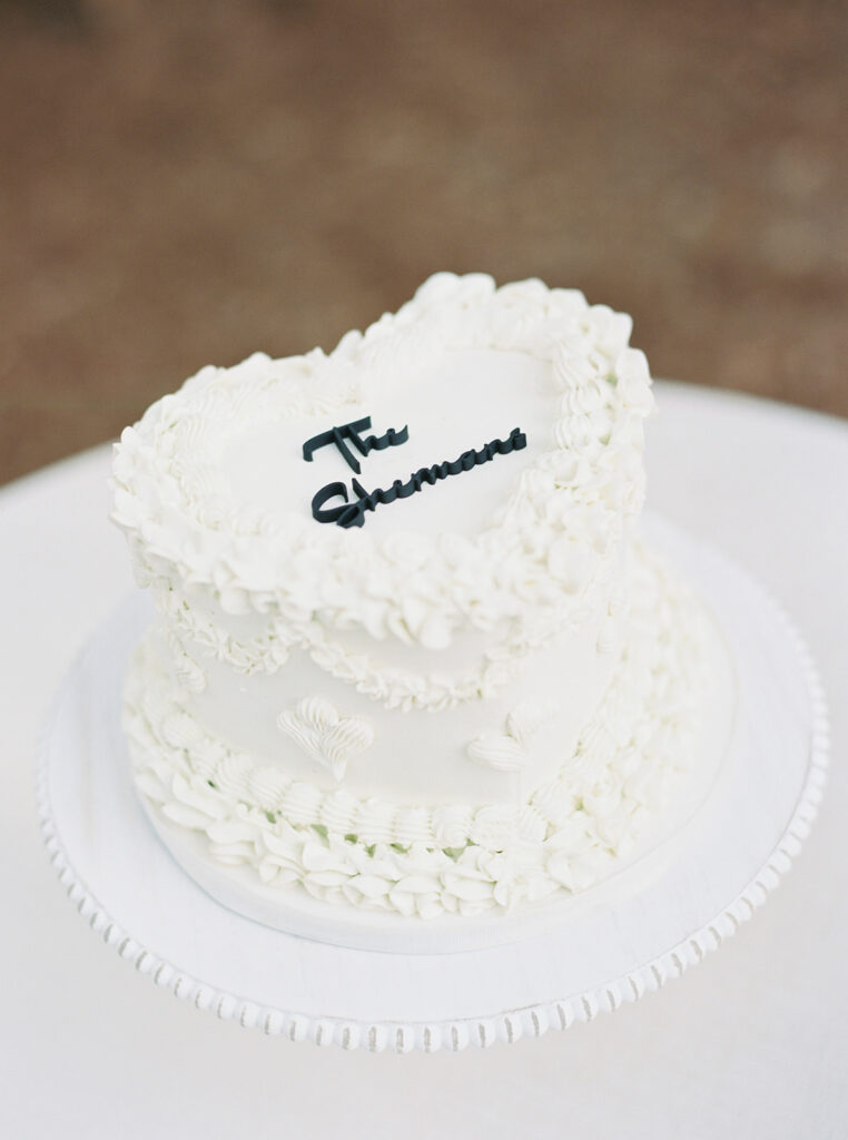 heart shaped cake at garden wedding at carillon 