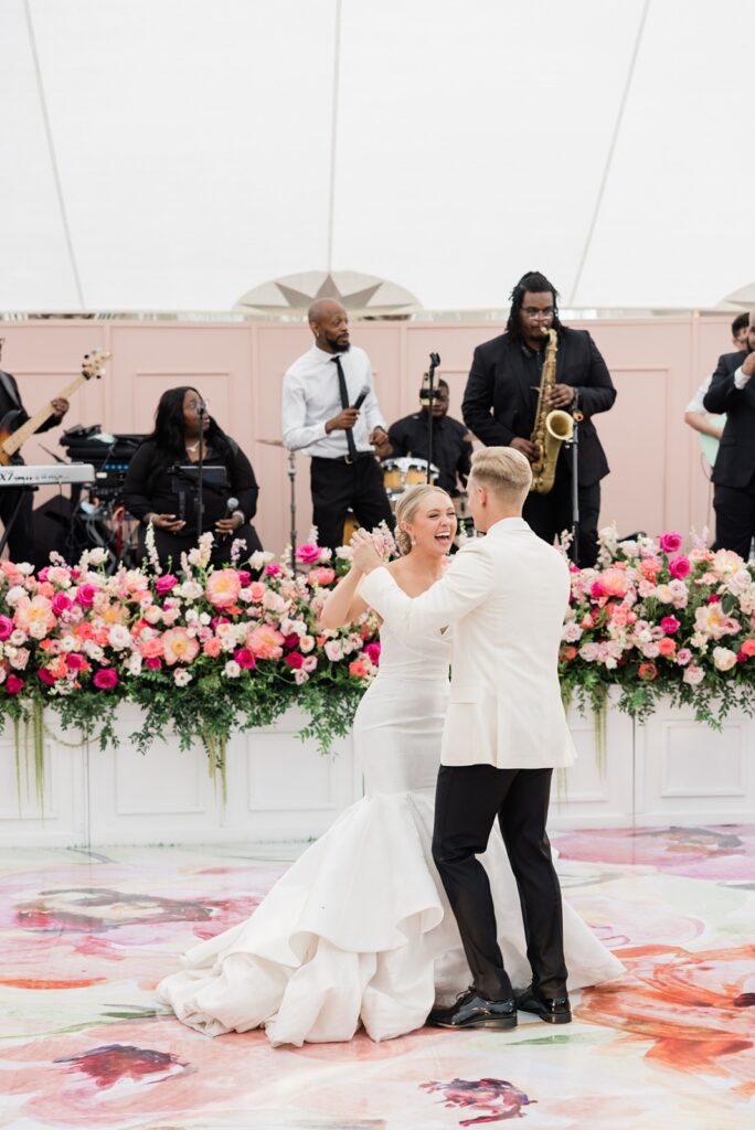 bride and groom first dance at carillon wedding