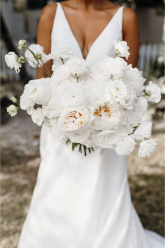 bridal bouquet at seaside wedding