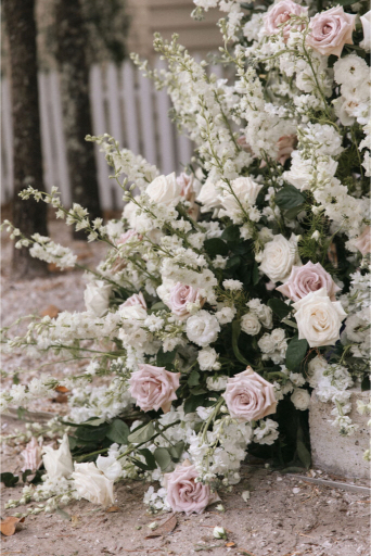 floral details at Florida wedding