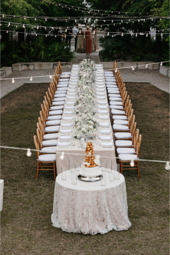 the court wedding table details at seaside wedding